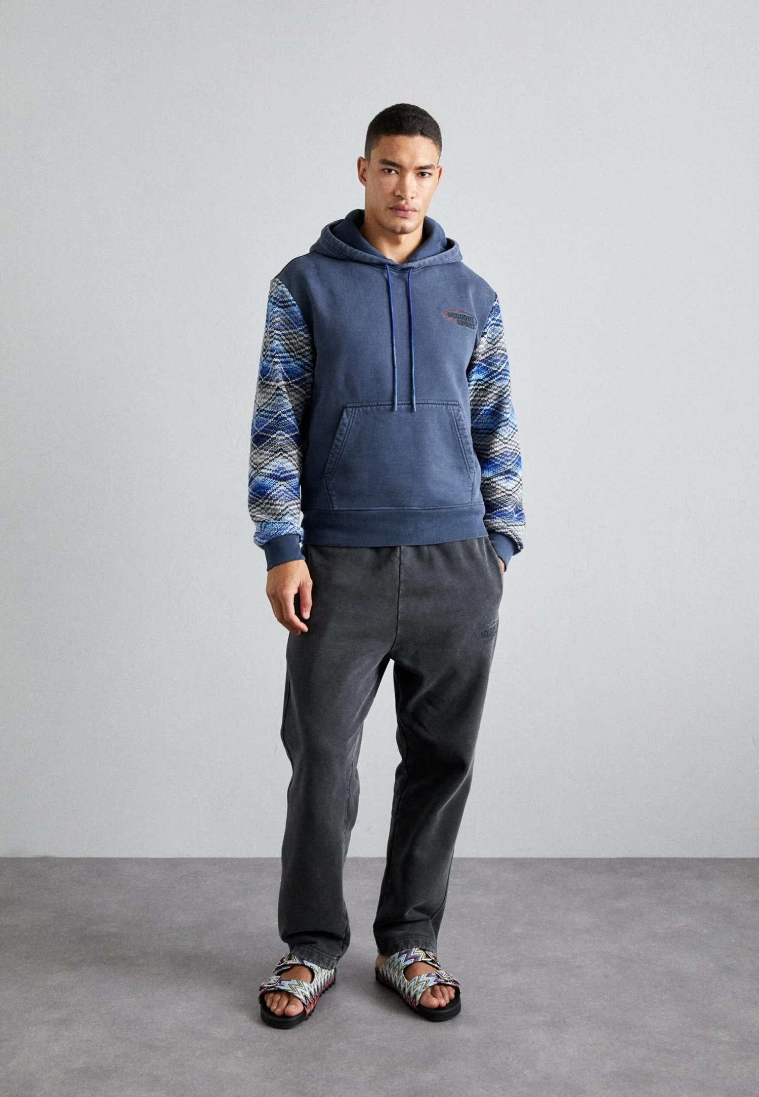 Hooded - Jersey Con Capucha - Dark Blue 4 Hooded - Jersey Con Capucha - Dark Blue - Imagen 2