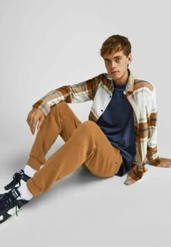 Jack & Jones Gordon Weich - Pantalones Deportivos - Rubber -Solid Ventas 0488d55158e04c549eb36c2be2f5644a