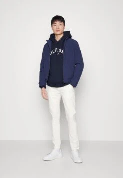 Lindbergh Classic Stretch Belt - Pantalones Chinos - Cream White -Solid Ventas 0e335f729fe742b98a9dee24a6279bfd