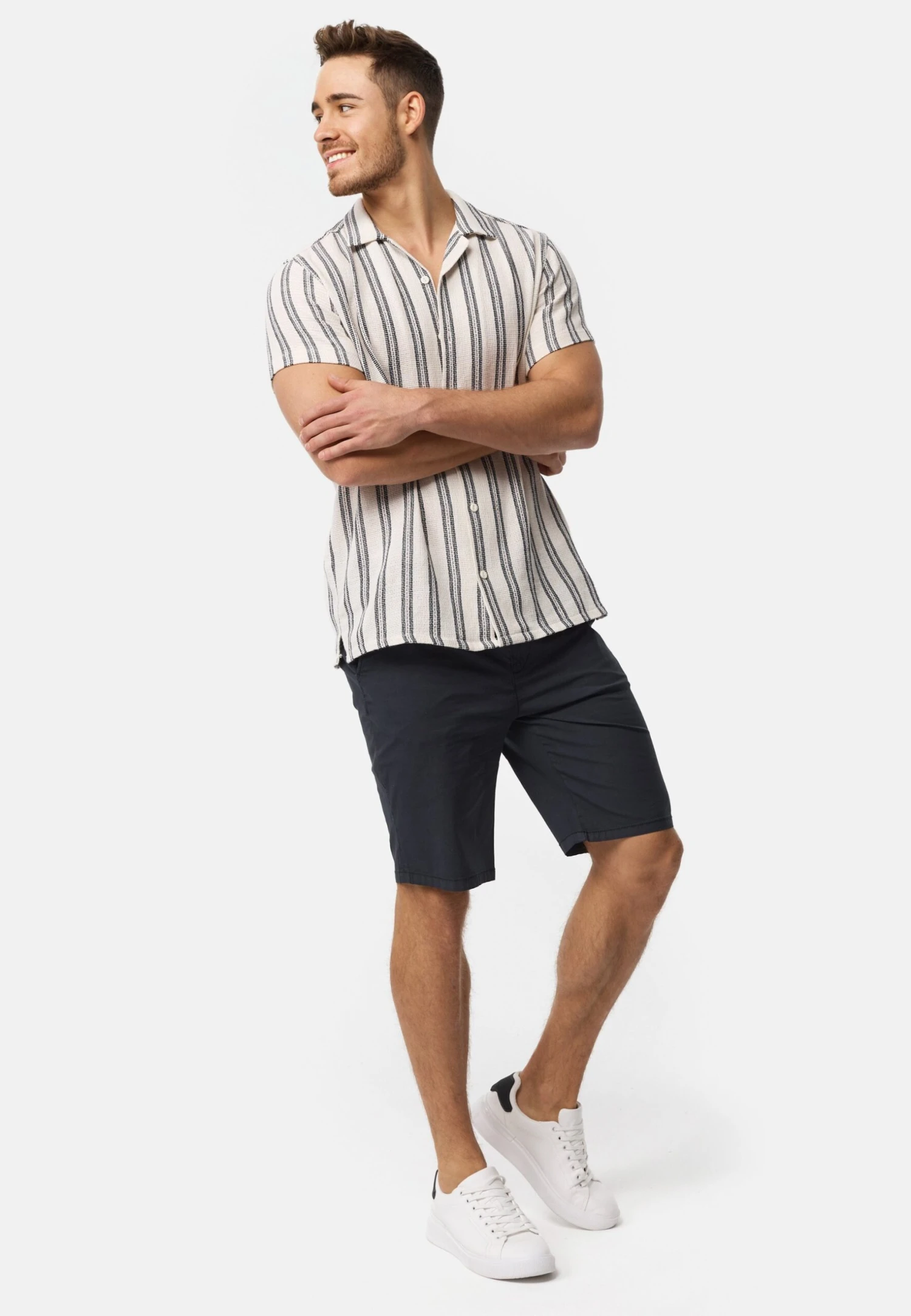 Indicode Jeans Insan - Shorts - Black 4 Indicode Jeans Insan - Shorts - Black - Imagen 2