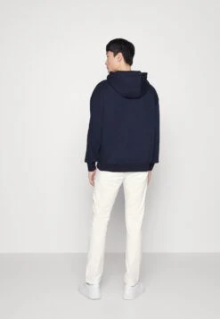 Lindbergh Classic Stretch Belt - Pantalones Chinos - Cream White -Solid Ventas 26d6d15703ef44e4a2e2291eb545b420