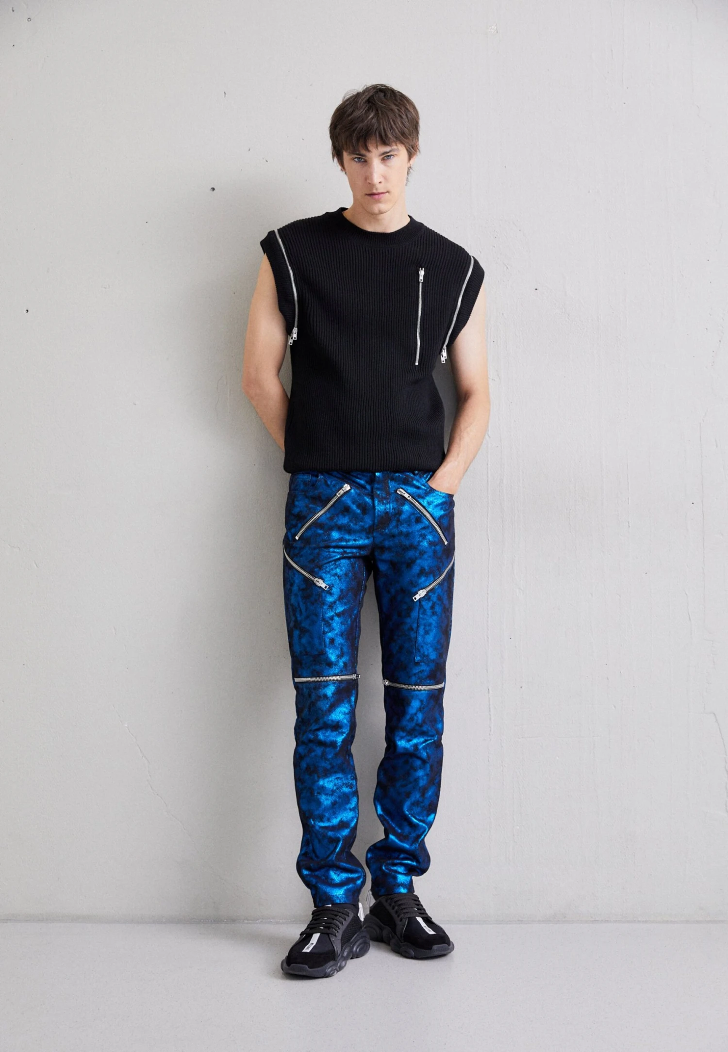 MOSCHINO Trousers - Pantalón De Cuero - Fantasy Blue 4 MOSCHINO Trousers - Pantalón De Cuero - Fantasy Blue - Imagen 2