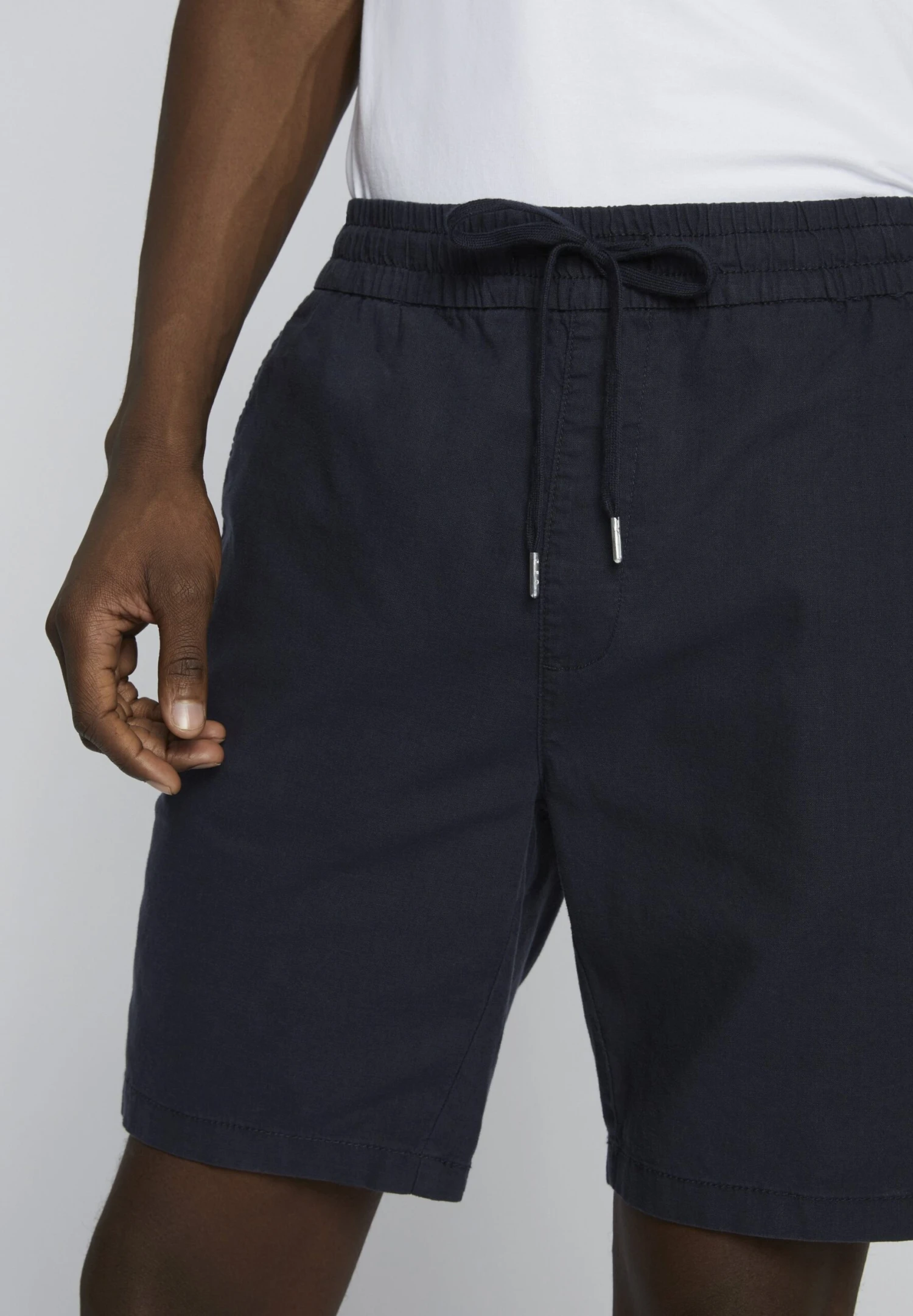 Matinique Mabarton- Shorts - Dark Navy 6 Matinique Mabarton- Shorts - Dark Navy - Imagen 4