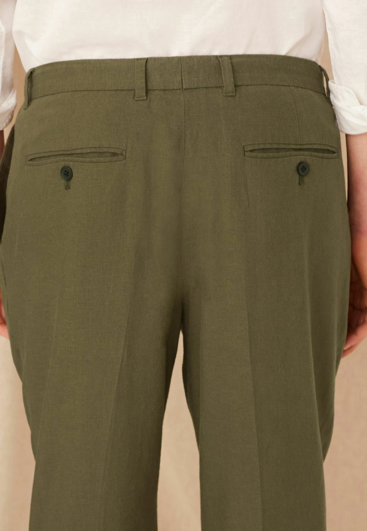 Next Pleated Front Tapered - Pantalones Chinos - Khaki Green 5 Next Pleated Front Tapered - Pantalones Chinos - Khaki Green - Imagen 3