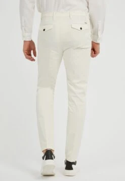 Guess Slim Fit - Pantalones - Weiß -Solid Ventas 382b7810808a4a6283acbb2356f5b9ee