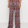 Temi Print Wide Leg Trousers - Pantalones - Pink -Solid Ventas 3aac2e9cb1164647ab251ce2ab07b183