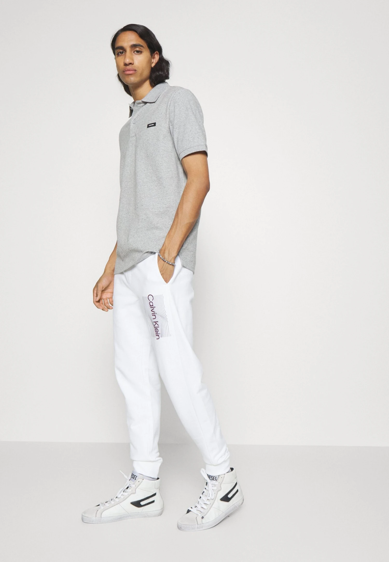 Calvin Klein Wave Lines Pants - Pantalones Deportivos - Bright White 6 Calvin Klein Wave Lines Pants - Pantalones Deportivos - Bright White - Imagen 4