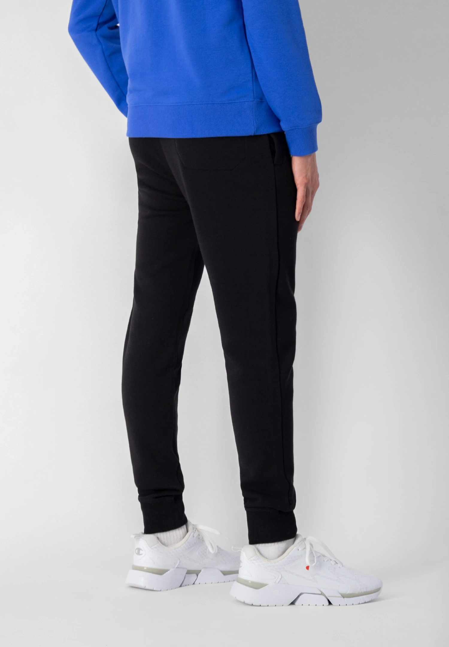 Champion Authentic- Pantalones Deportivos - Black 5 Champion Authentic- Pantalones Deportivos - Black - Imagen 3