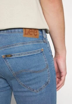 Lee Daren Zip Fly - Pantalones - Light Hunt 15 Lee Daren Zip Fly - Pantalones - Light Hunt -Solid Ventas 466021337f9a43a8852a8c9d0216792e