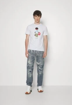 Street Bear Tee - Camiseta Estampada - White 8 Street Bear Tee - Camiseta Estampada - White -Solid Ventas 497b910f8673442aa21893de4f444ca7