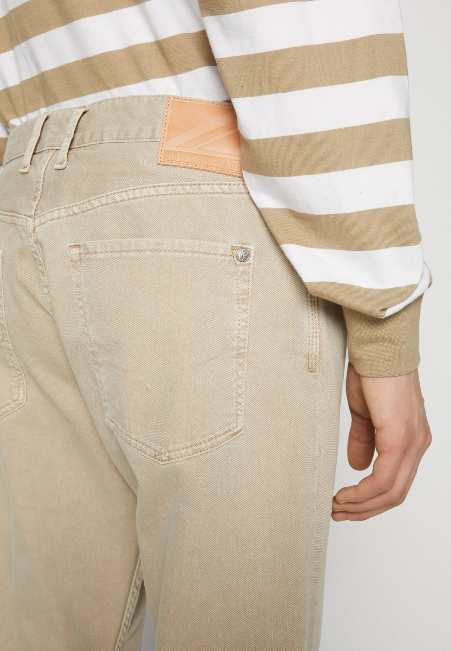 Pepe Jeans Callen Earth - Vaqueros Tapered - Malt 6 Pepe Jeans Callen Earth - Vaqueros Tapered - Malt - Imagen 4