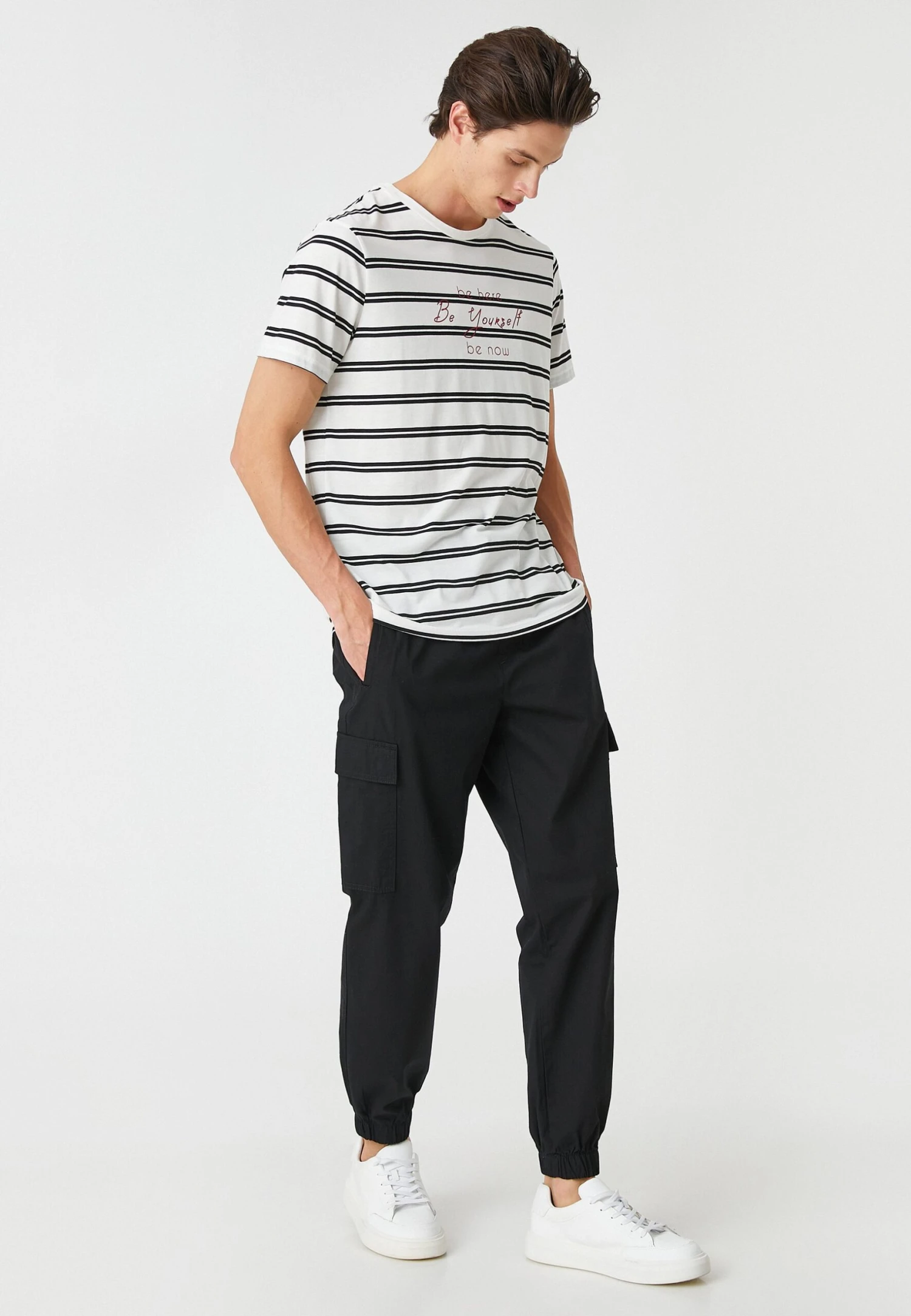 Koton Drawstring Pocket Detailed- Pantalones Cargo - Black 6 Koton Drawstring Pocket Detailed- Pantalones Cargo - Black - Imagen 4