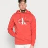 Calvin Klein Jeans Seasonal Monologo Regular- Jersey Con Capucha - Rhubarb Red -Solid Ventas 589244f6515a426a9c6cf45740013e24