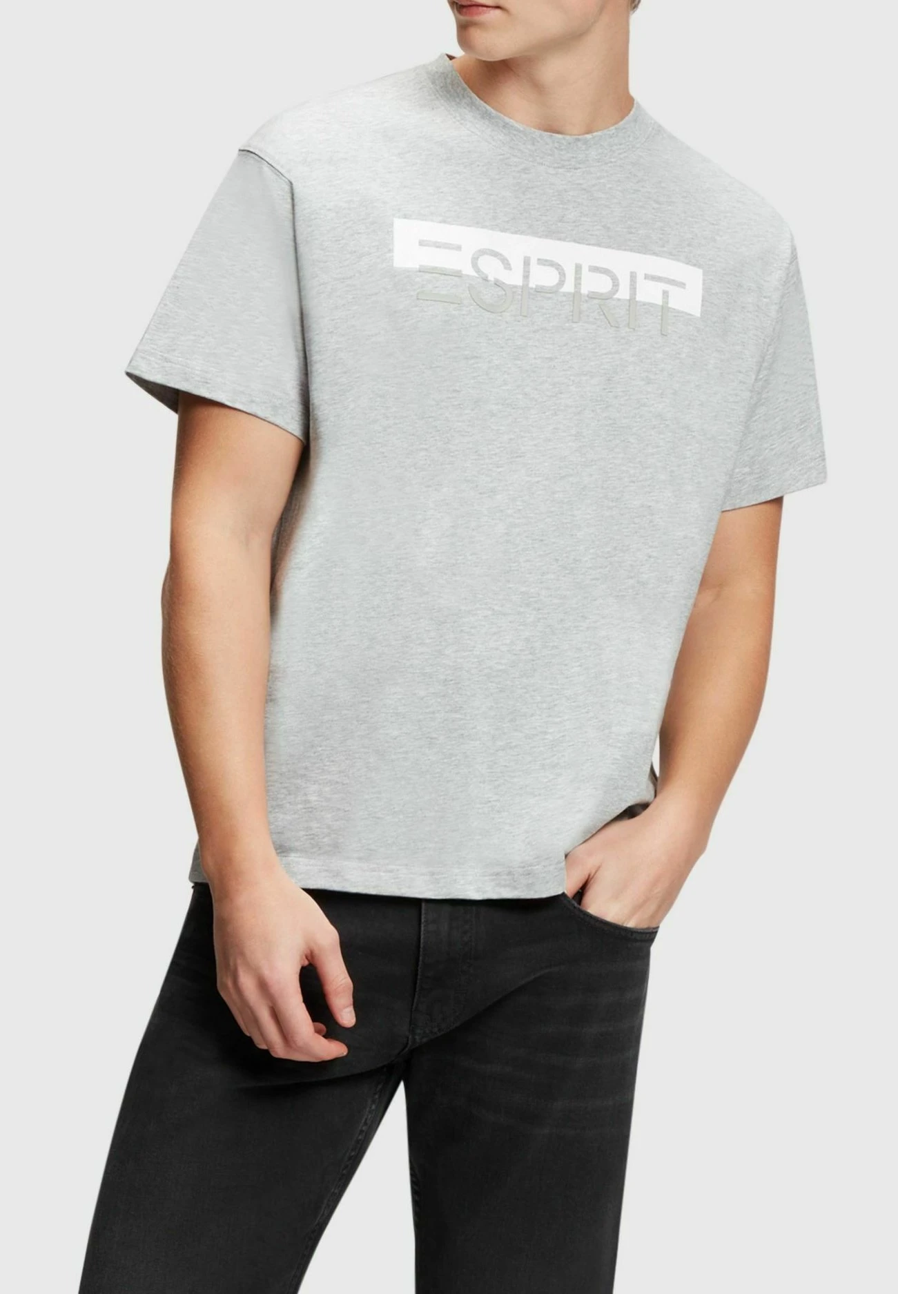 ESPRIT MitLogo-Aufnäher - Camiseta Estampada - Light Grey New 3 ESPRIT MitLogo-Aufnäher - Camiseta Estampada - Light Grey New