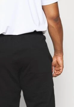 Pier One 2 Pack - Pantalones Deportivos - Black/Mottled Light Grey 15 Pier One 2 Pack - Pantalones Deportivos - Black/Mottled Light Grey -Solid Ventas 683bc01bd23348d49e0dcf1c7b683939