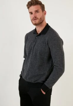 Regular Fit - Polo - Grey -Solid Ventas 688c0d476ac444c68ecb9580d9c7601f