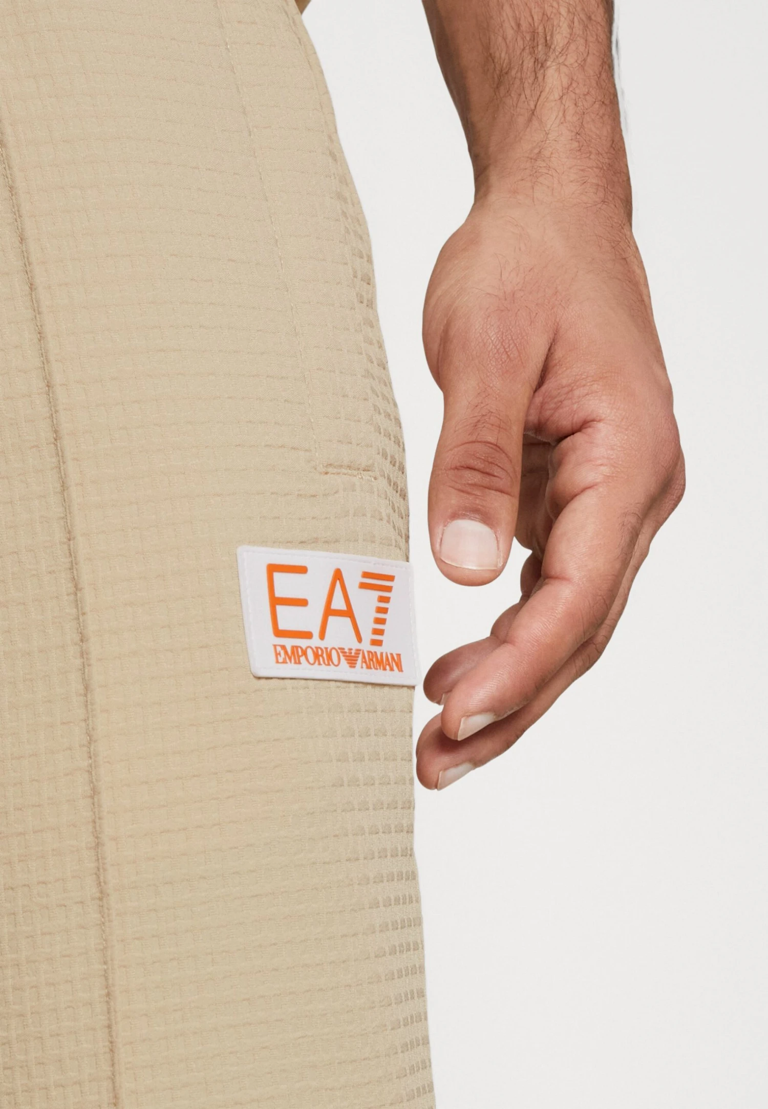 EA7 Emporio Armani Tennis Club Pants Light - Pantalones Deportivos - Oxford Tan 7 EA7 Emporio Armani Tennis Club Pants Light - Pantalones Deportivos - Oxford Tan - Imagen 5