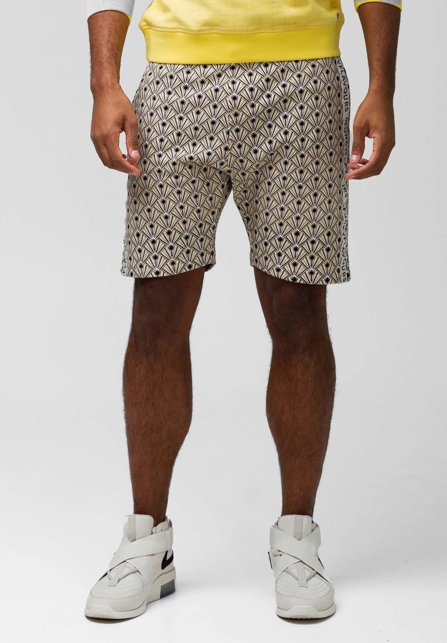 Texas Sun - With Geometric Pattern. - Shorts - Multicolor 3 Texas Sun - With Geometric Pattern. - Shorts - Multicolor