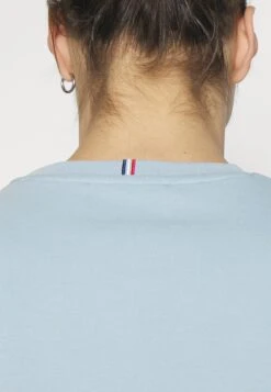 Les Deux Camiseta Básica - Ashley Blue -Solid Ventas 7896e3a512da455aaa6e64d736a50632