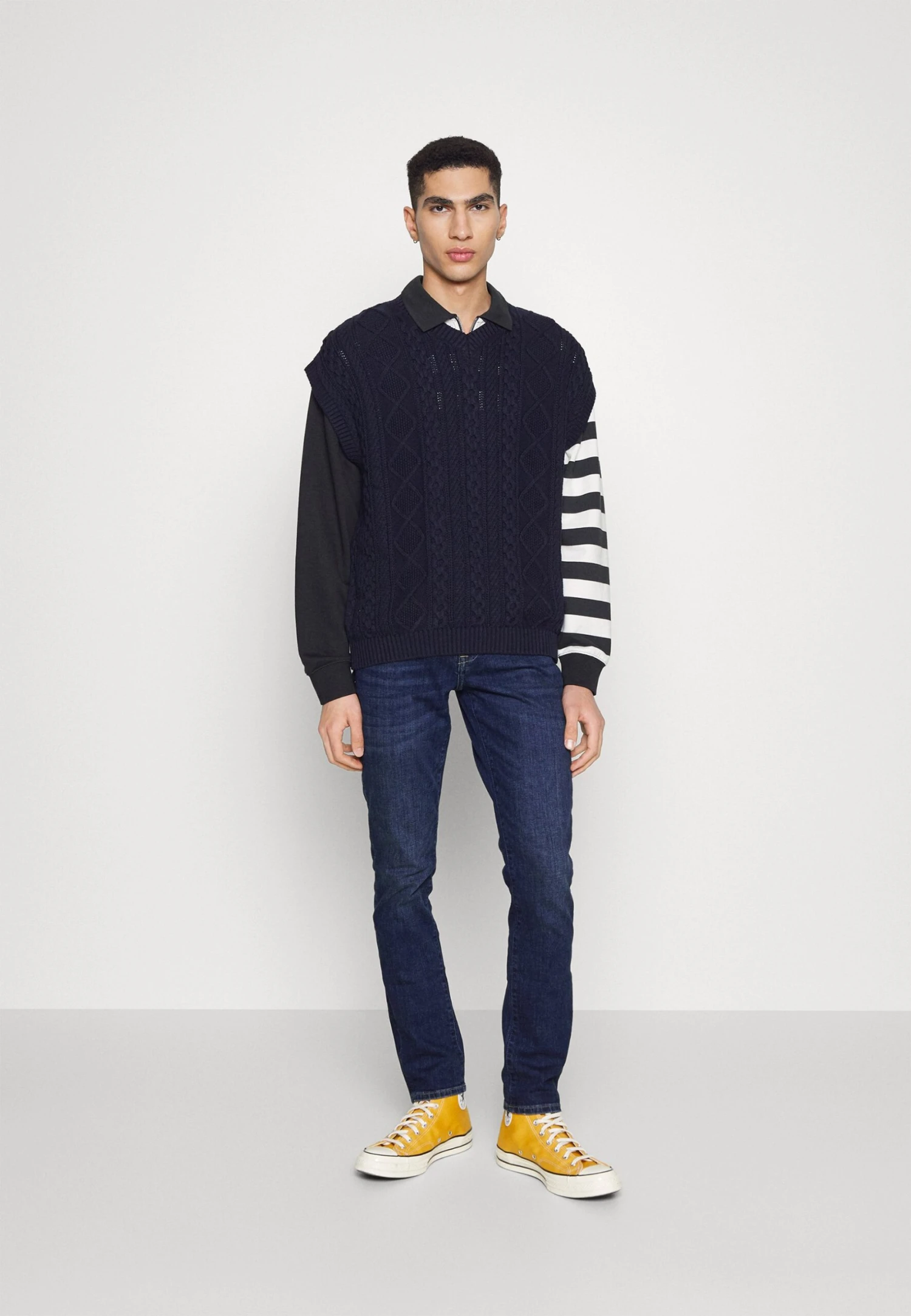 Only & Sons Onsloom - Vaqueros Slim Fit - Dark Blue Denim 4 Only & Sons Onsloom - Vaqueros Slim Fit - Dark Blue Denim - Imagen 2