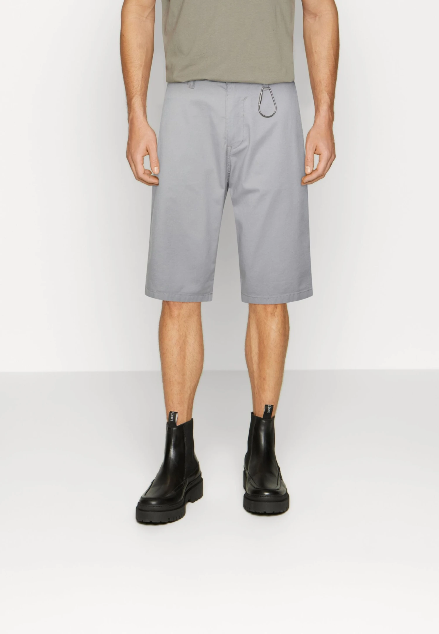 ESPRIT Core- Shorts - Grey 3 ESPRIT Core- Shorts - Grey