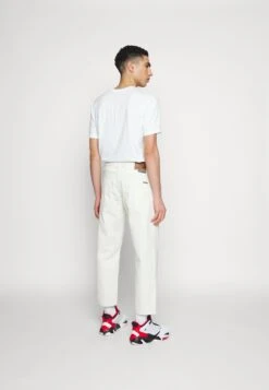 Volcom Modown - Vaqueros Boyfriend - Whitecap Grey -Solid Ventas 8f841a8a589a4f4a8534751e552a99a3