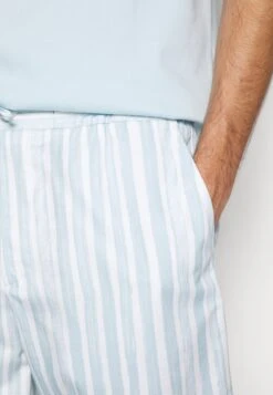 J.Lindeberg Earl Painted Stripe - Shorts - Dream Blue -Solid Ventas 9090510331de4371b596ebf69bcdd38d