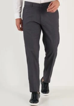 Regular Fit - Pantalones Chinos - Dark Blue