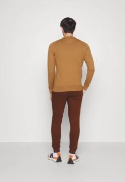 Pier One 2 Pack - Pantalones Deportivos - Dark Brown/Black -Solid Ventas 994bb4a4696a4095ace27240f693a155