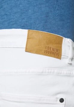 Solid Shorts Vaqueros - White -Solid Ventas 9e6e37f845b04972bb10c72696d7d494