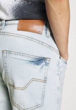 Indicode Jeans Kaden Holes - Shorts Vaqueros - Bleached Denim 13 Indicode Jeans Kaden Holes - Shorts Vaqueros - Bleached Denim -Solid Ventas 9fde21c3ead2460883bf0629bae95b7f