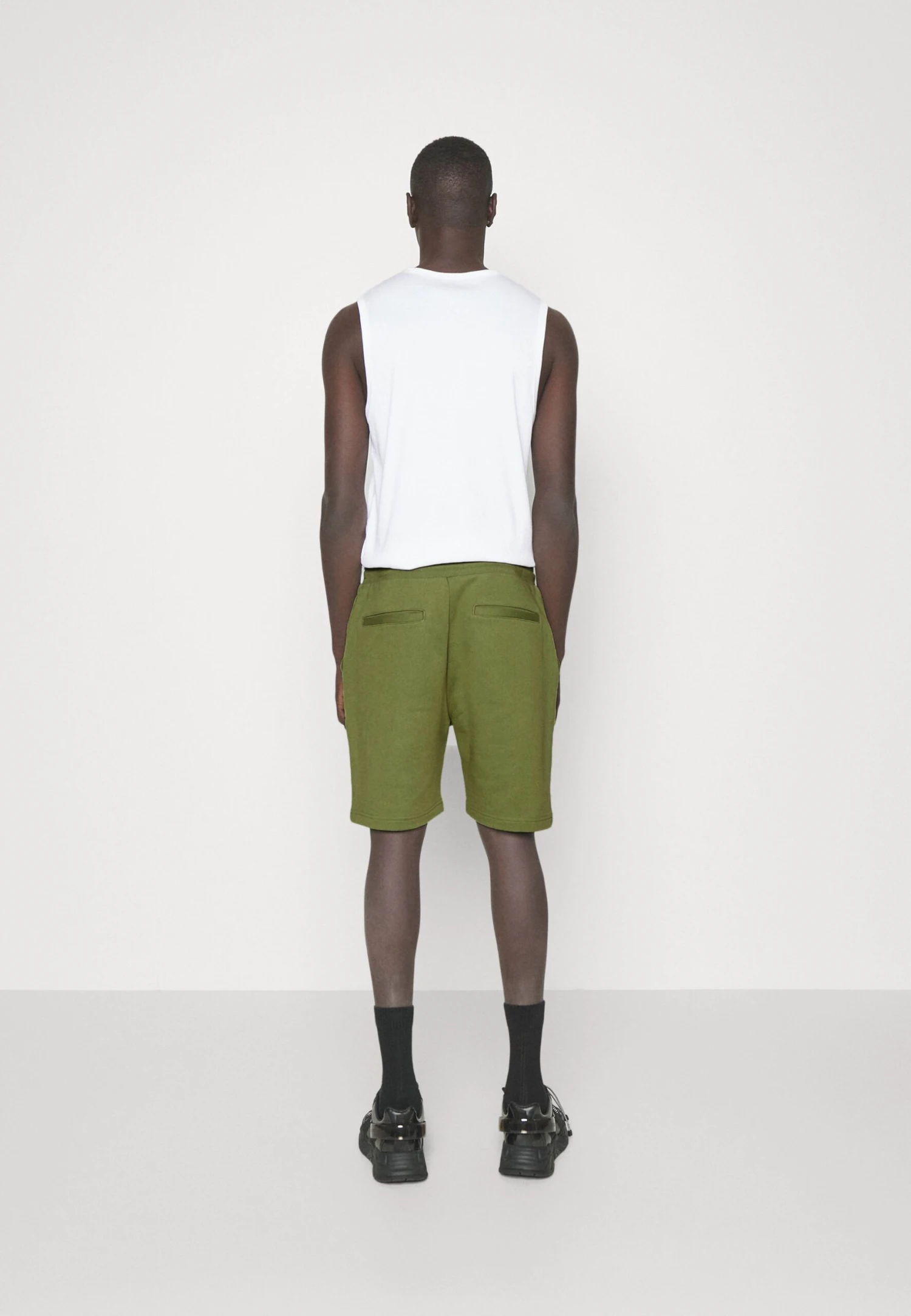 Iceberg Bermuda - Shorts - Kaki 5 Iceberg Bermuda - Shorts - Kaki - Imagen 3