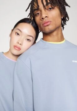 K-Way Exclusive Unisex Rupert - Sudadera - Azure Blizzard 11 K-Way Exclusive Unisex Rupert - Sudadera - Azure Blizzard -Solid Ventas a8aad92e2dd9449ab974aae4cfe6a4f9