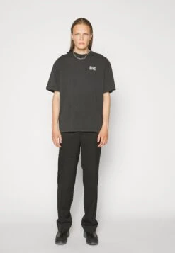 032c Kepler System American Cut Unisex - Camiseta Estampada - Faded Black -Solid Ventas b03d47750d2443c5b4ffc590791f505d