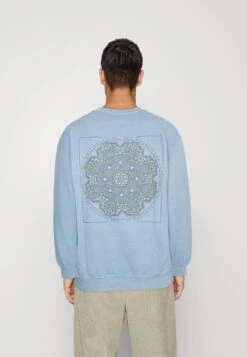 BDG Urban Outfitters Mandala Unisex - Sudadera - Light Blue -Solid Ventas b0ebcc52e0824442b4a413fa06a80791