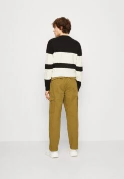 Only & Sons Onsell Tapered Pant - Pantalones Cargo - Lizard -Solid Ventas b3c141f9a7674da188573cb4a85a4f3e