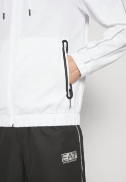 EA7 Emporio Armani Tracksuit - Chándal - White/Black -Solid Ventas cd5d3c6df3254d319fdacbfdc910b167