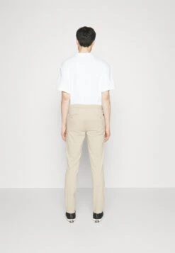 Dockers Smart Supreme Flex Skinny - Pantalones Chinos - Sand -Solid Ventas cf2336ea6f574580963c26febeb75af4