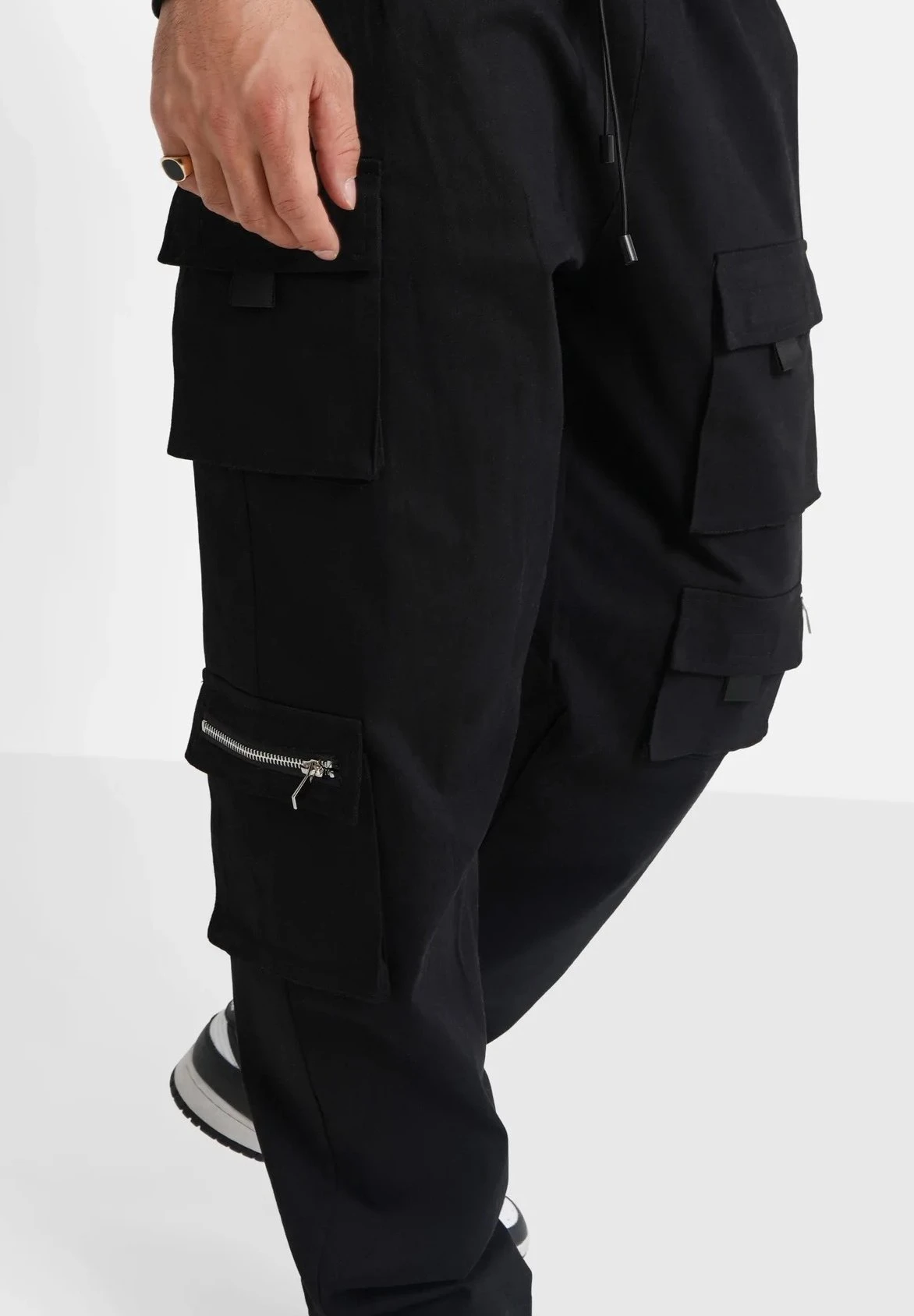 SIXTH JUNE Pantalones Cargo - Black 7 SIXTH JUNE Pantalones Cargo - Black - Imagen 5