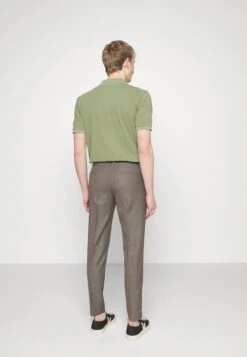 Lindbergh Club Pants - Pantalones - Dark Sand 12 Lindbergh Club Pants - Pantalones - Dark Sand -Solid Ventas cf7415e569a540babbba782b1b175672