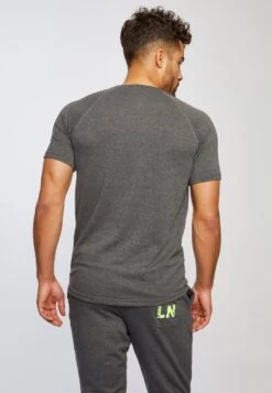 GymRundhals- Camiseta Estampada - Anthrazit/Gelb -Solid Ventas d343cab8cec54def856a6edd520eef47