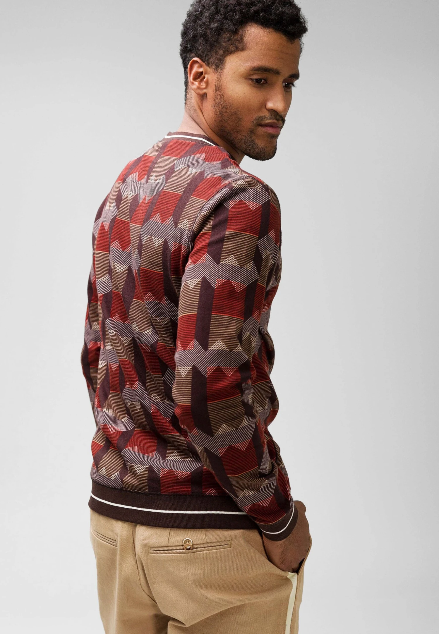 Pray Up Stay Up With Geometric Pattern - Sudadera - Brown 5 Pray Up Stay Up With Geometric Pattern - Sudadera - Brown - Imagen 3