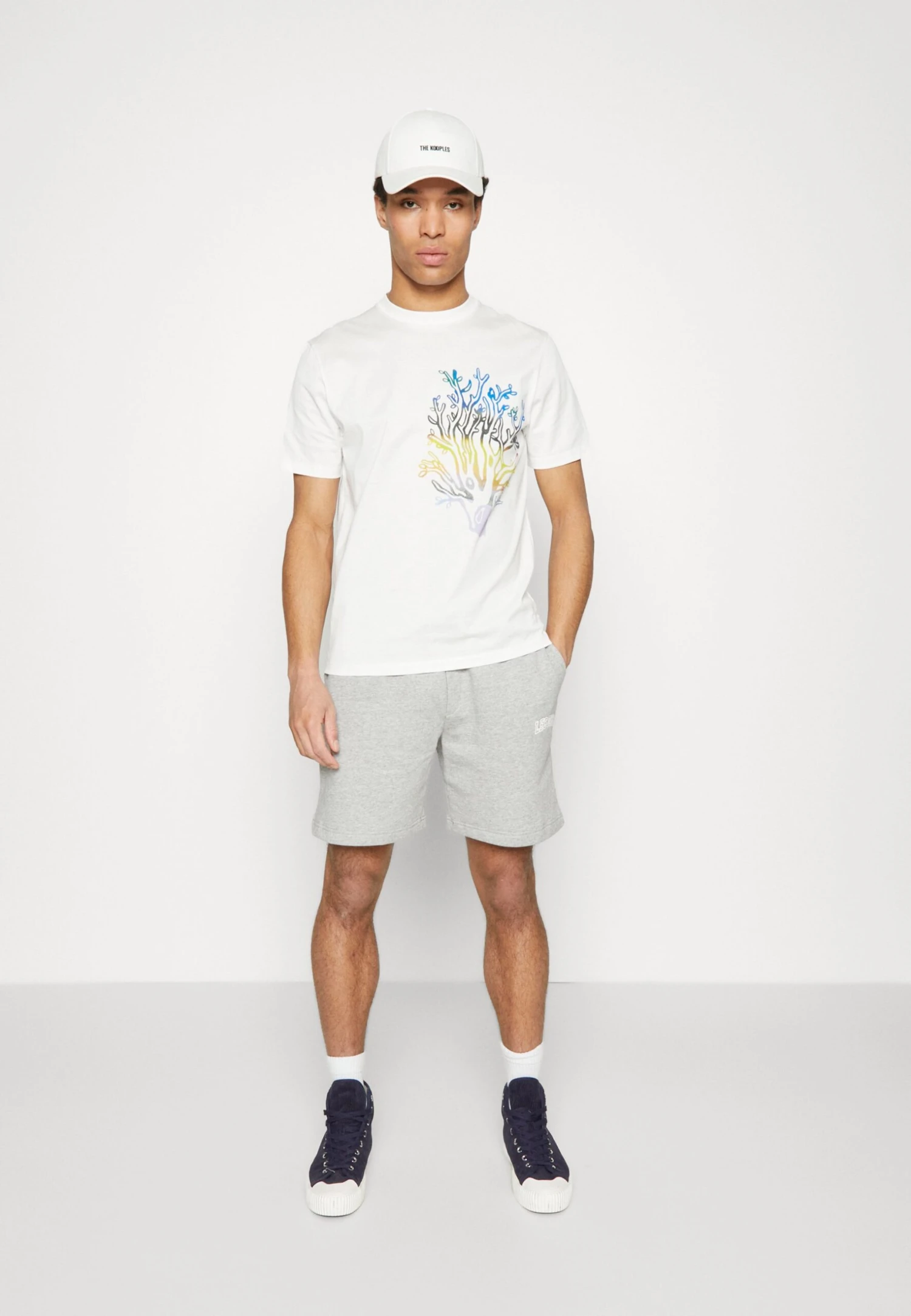 Les Deux Blake Sweatshorts - Shorts - Grey Mélange/White 4 Les Deux Blake Sweatshorts - Shorts - Grey Mélange/White - Imagen 2