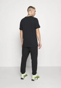 Nike Sportswear Club Pant - Pantalones Deportivos - Black/White -Solid Ventas ddaee40bd2e04715a506b62ff8314a16