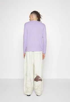 Jaded London Embroidered Scene Oversized Parachute Pants - Pantalones - Stone 10 Jaded London Embroidered Scene Oversized Parachute Pants - Pantalones - Stone -Solid Ventas e2526e7bb21b49b0811bc62d8974a3dc