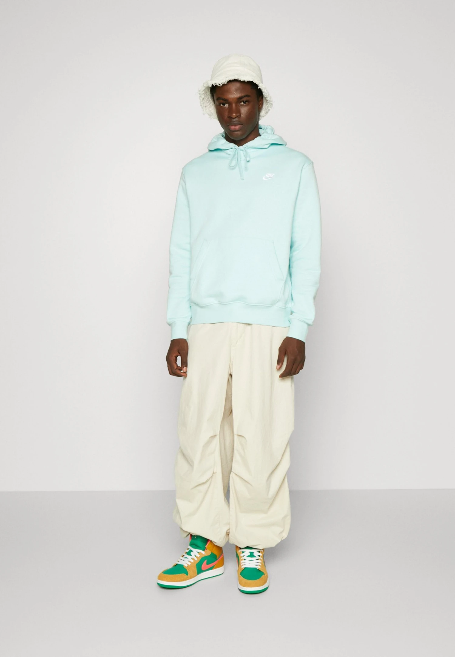 Nike Sportswear Club Hoodie - Jersey Con Capucha - Jade Ice 7 Nike Sportswear Club Hoodie - Jersey Con Capucha - Jade Ice - Imagen 5