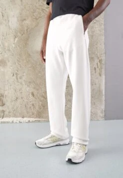 Adidas Originals One Fl P - Pantalones Deportivos - Talc