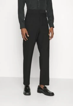 Hugo Pantalones - Black