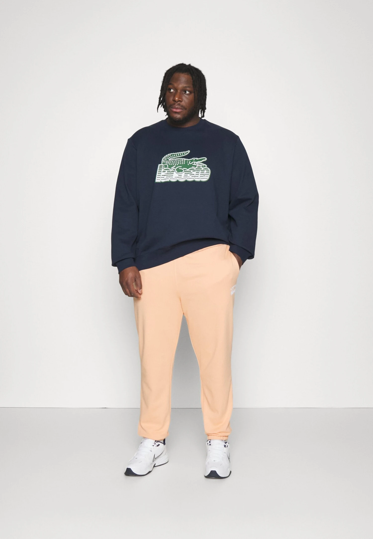 Lacoste Plus - Pantalones Deportivos - Salmon 4 Lacoste Plus - Pantalones Deportivos - Salmon - Imagen 2