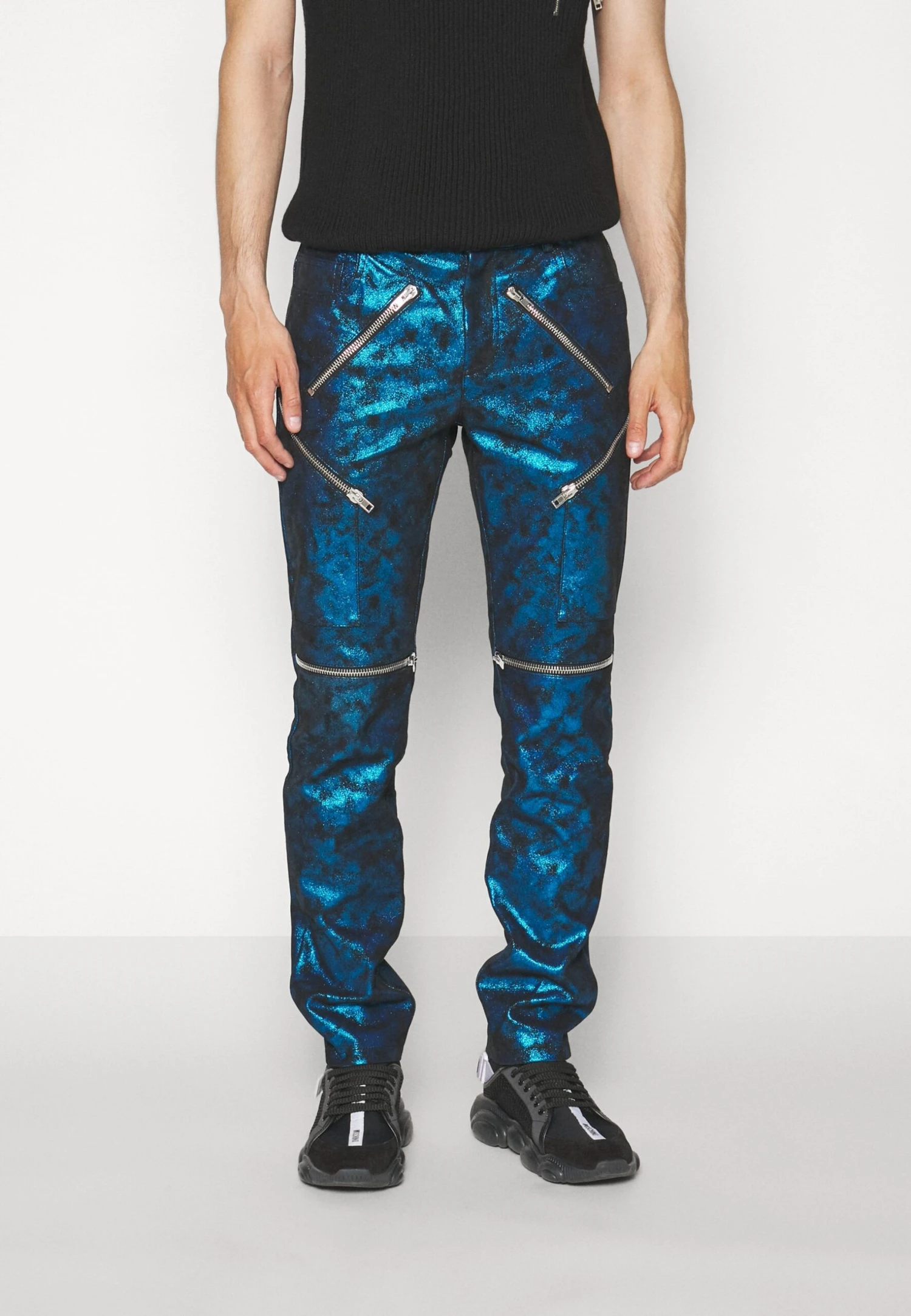 MOSCHINO Trousers - Pantalón De Cuero - Fantasy Blue 5 MOSCHINO Trousers - Pantalón De Cuero - Fantasy Blue - Imagen 3